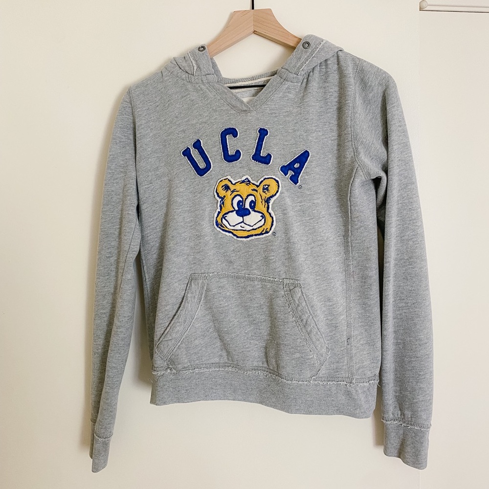 UCLA bear sweatshirt size small